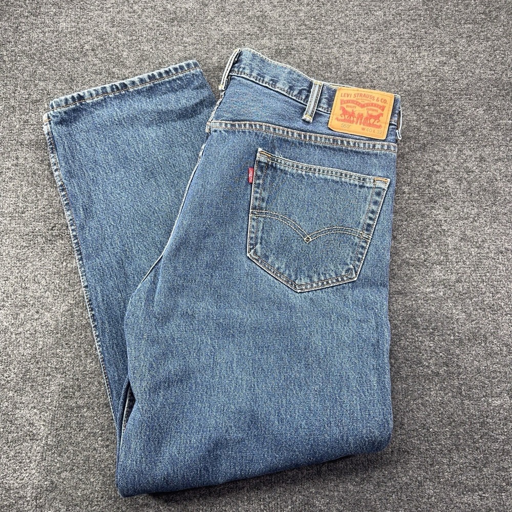 Levis 550 Jeans Mens 40x32 Blue Straight Relaxed Fit Medium Wash Denim EUC